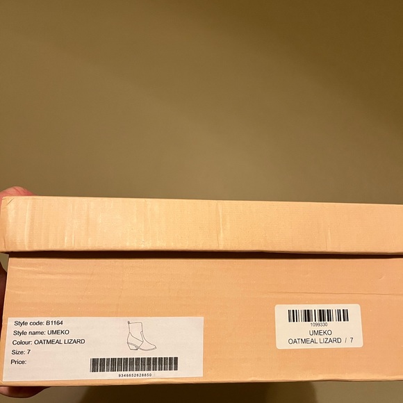 Billini boots-new!! - Picture 3 of 8